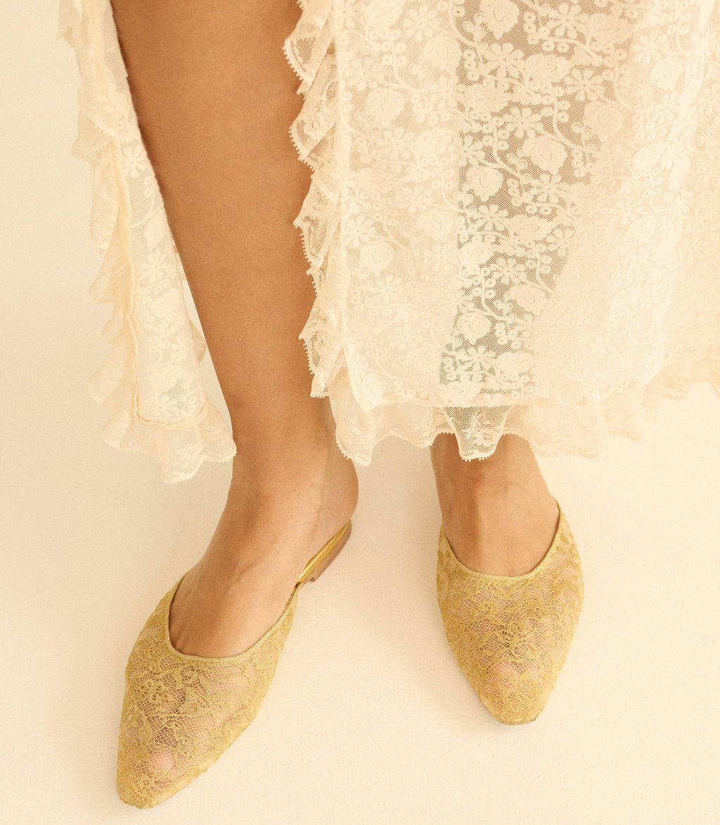 ADAIR SLIDE -- GOLD LACE