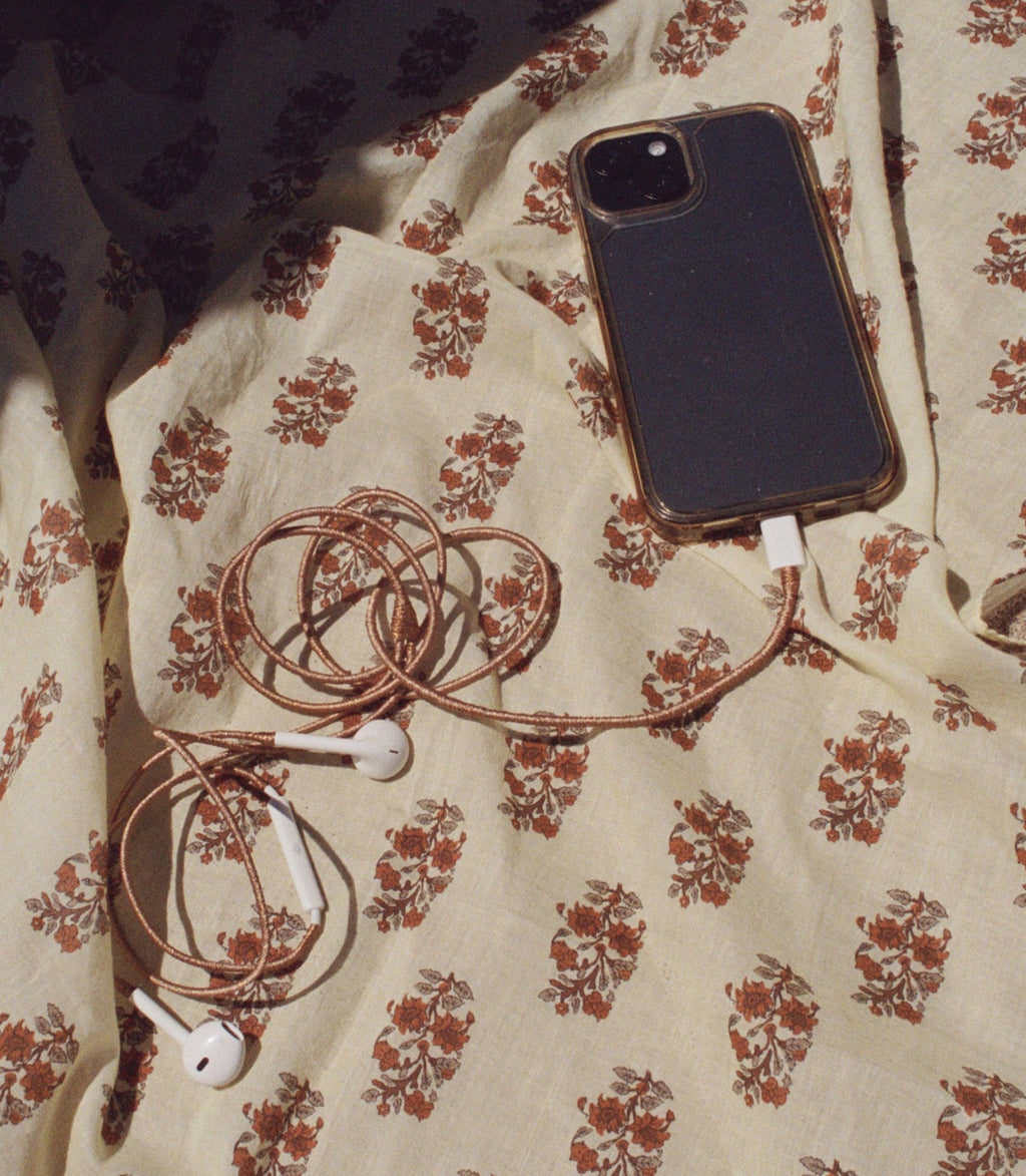 LE POM POM & DÔEN HEADPHONES -- BRONZE