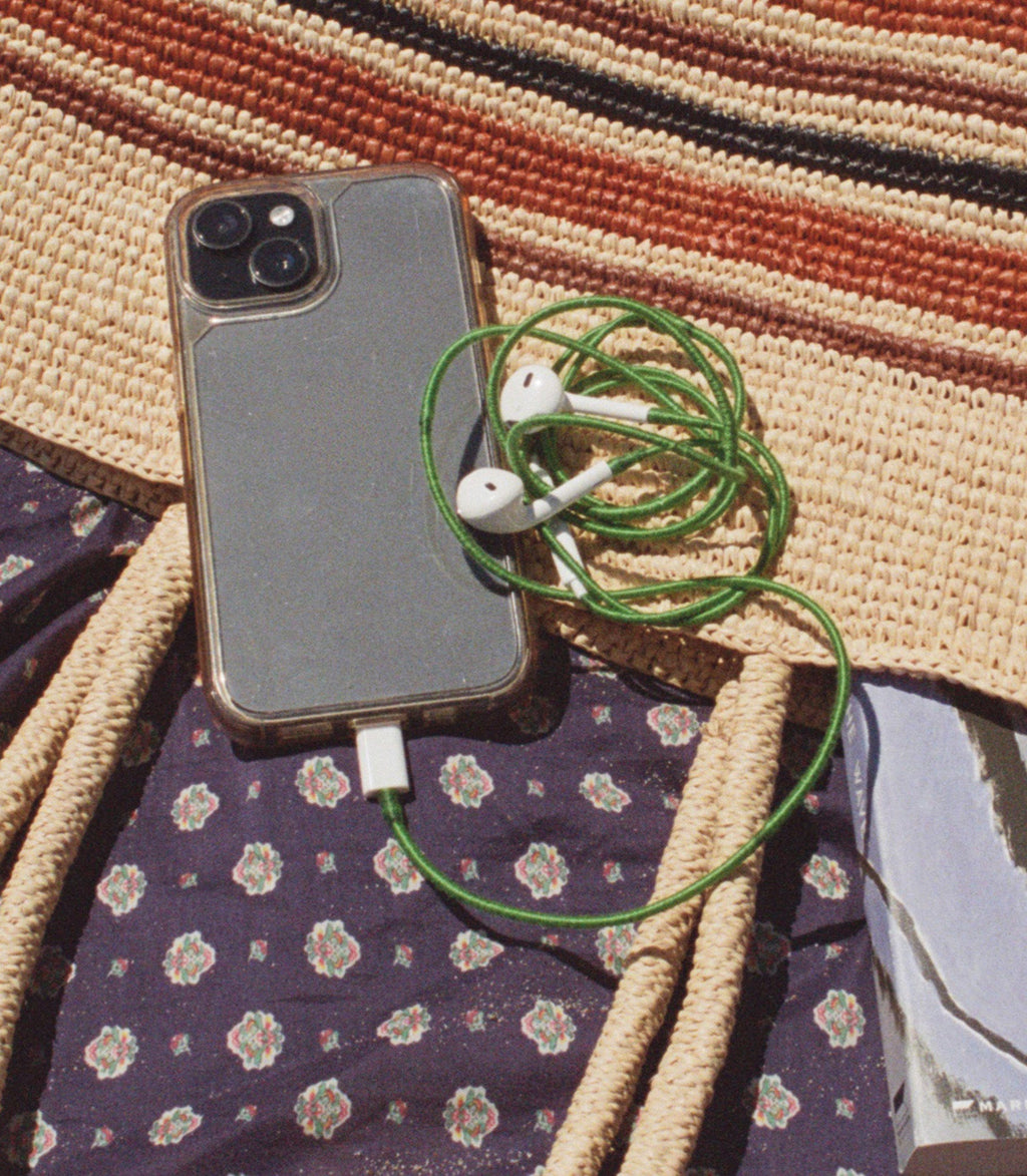 LE POM POM & DÔEN HEADPHONES -- VERT