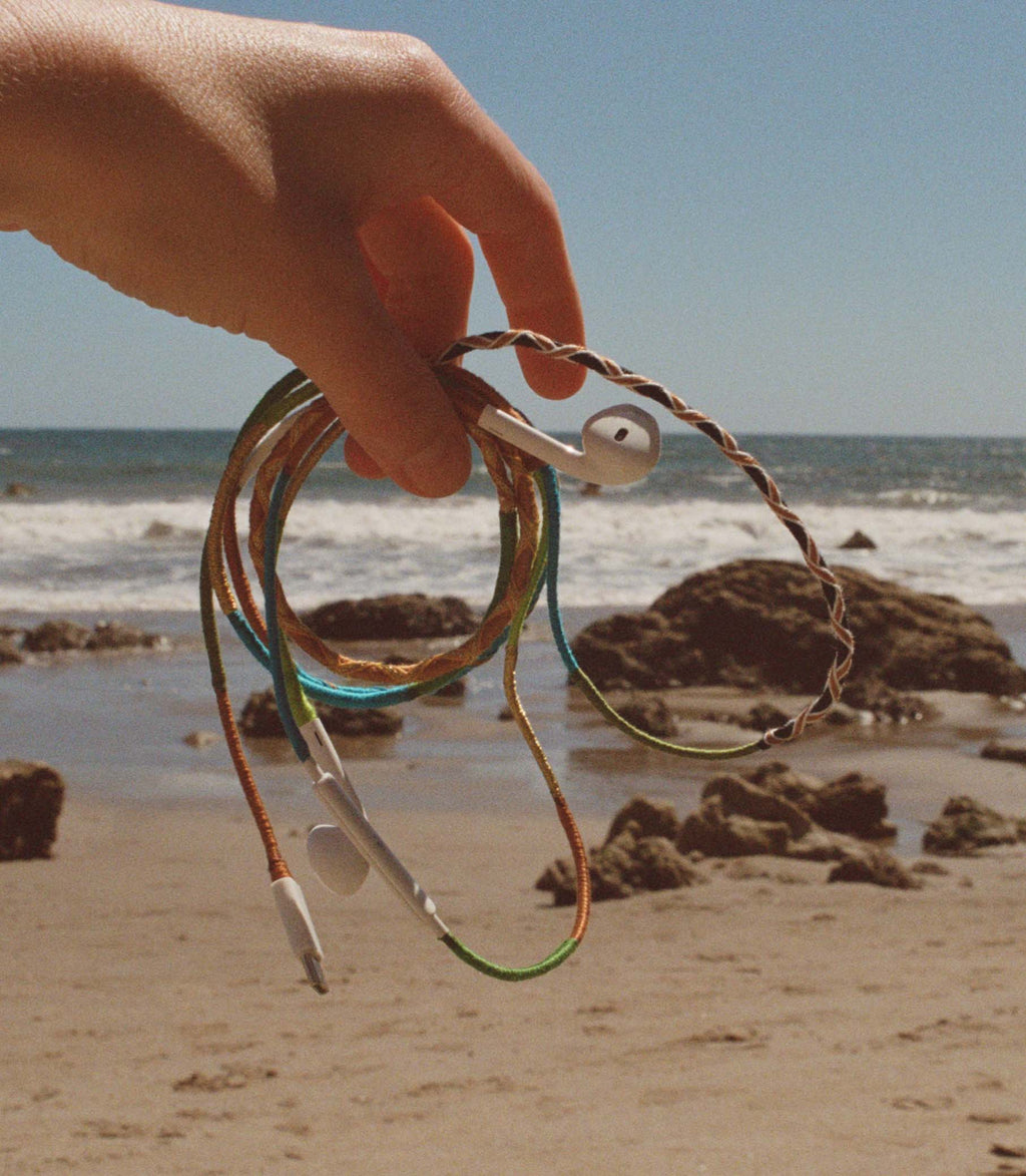 LE POM POM & DÔEN HEADPHONES -- CADIZ COLLAGE