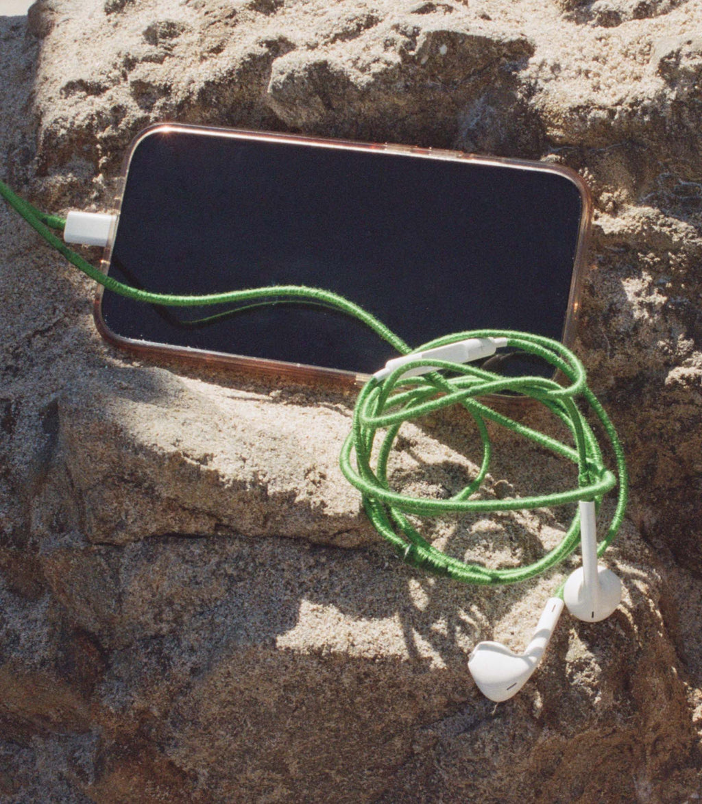 LE POM POM & DÔEN HEADPHONES -- VERT