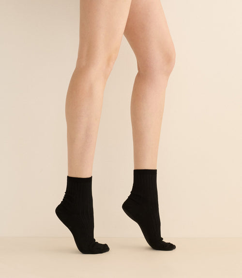 COLLÉGIEN ANKLE SOCK -- NOIR DE CHARBON