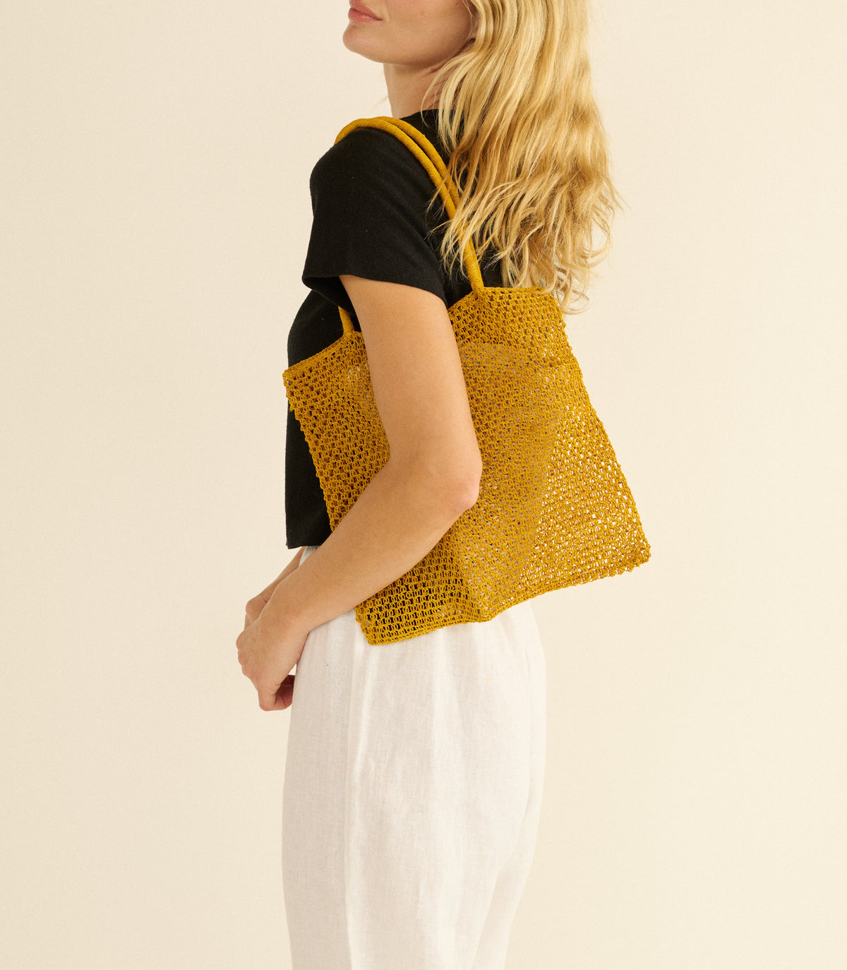 GRANDE MARION TOTE -- MUSTARD CHAMBIRA