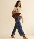 HARBOUR TOTE -- MARRON RAFFIA