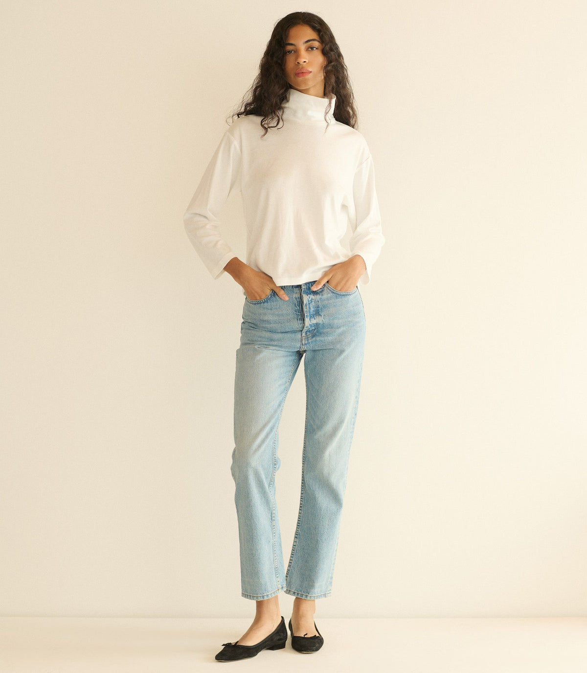 HAWTHORN TURTLENECK -- SALT