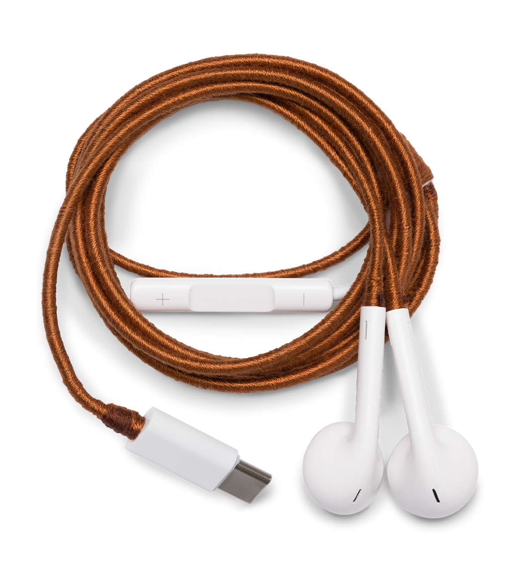 LE POM POM & DÔEN HEADPHONES -- COCONUT