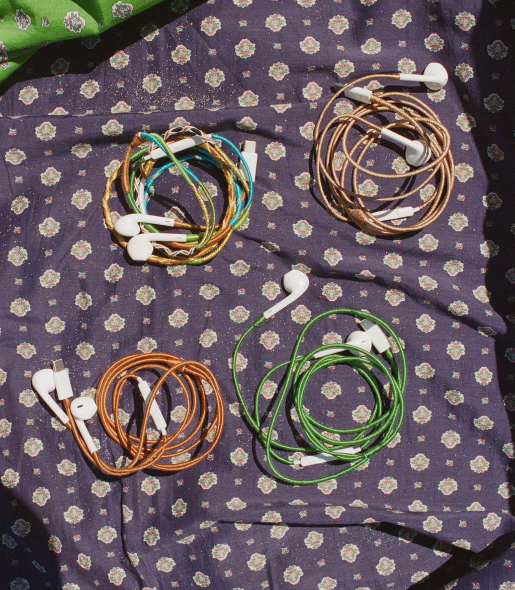 LE POM POM & DÔEN HEADPHONES -- COCONUT